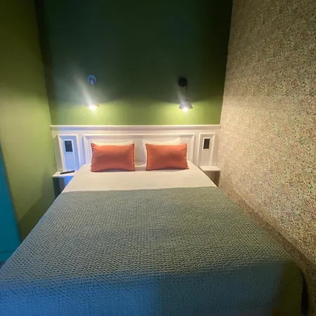 Grand De La Poste - Lyon Sud - 호텔 3*