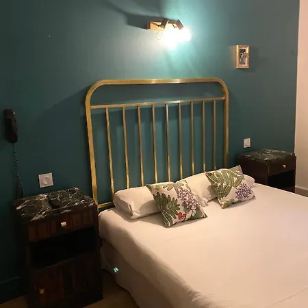 Hotel Grand De La Poste - Lyon Sud - 3*