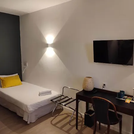 Grand De La Poste - Lyon Sud - 3* Vienne (Isere)